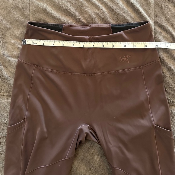 SOLD! Arc’teryx Oriel Leggings Small Color Whiskey - Picture 5 of 9